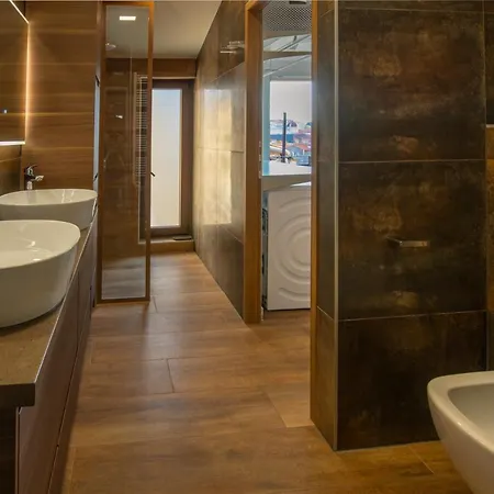 Urban Viktor - Downtown Apartman *